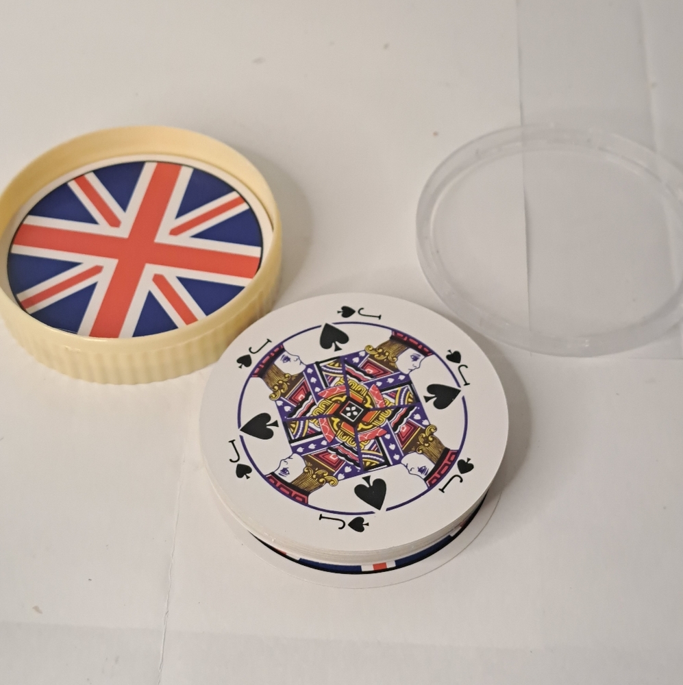 United Kingdom Union Jack Round Playing Cards Deck In Box Vintage. - Picture 1 of 6
